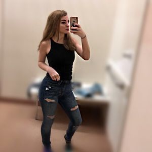 Meet your Posher, Katie